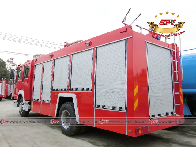 Left Back View of Fire Fighting Equipment-HOWO Left Back View of Fire Fighting Equipment-HOWO